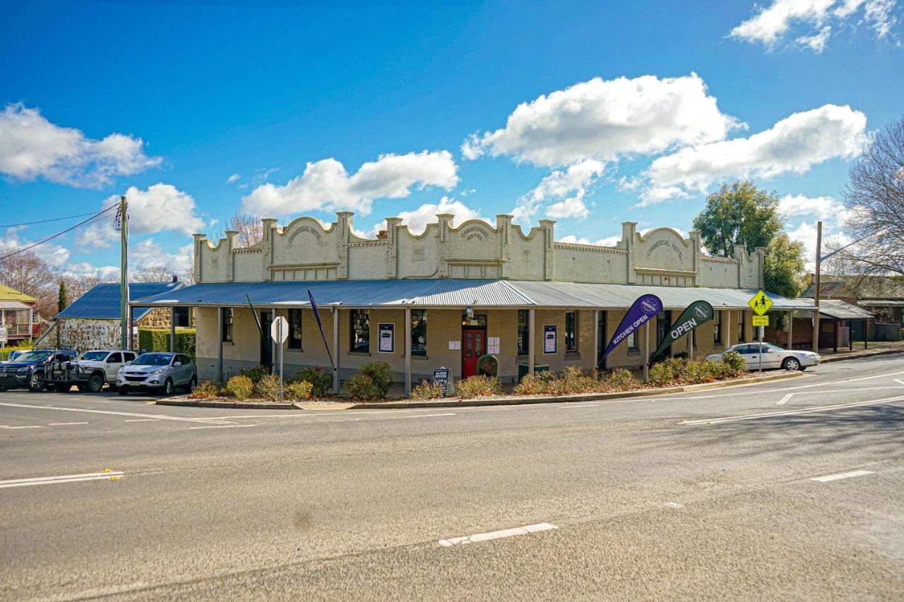 The Commercial Quarters Hotel Millthorpe Esterno foto