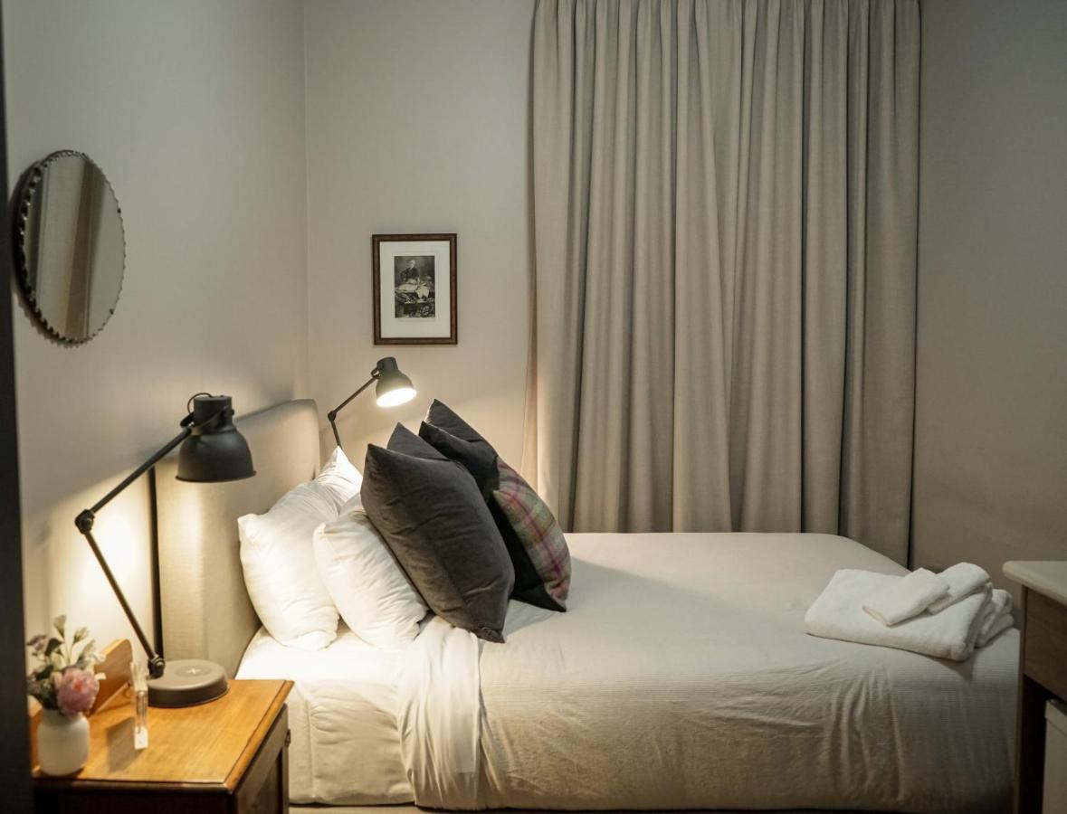 The Commercial Quarters Hotel Millthorpe Esterno foto