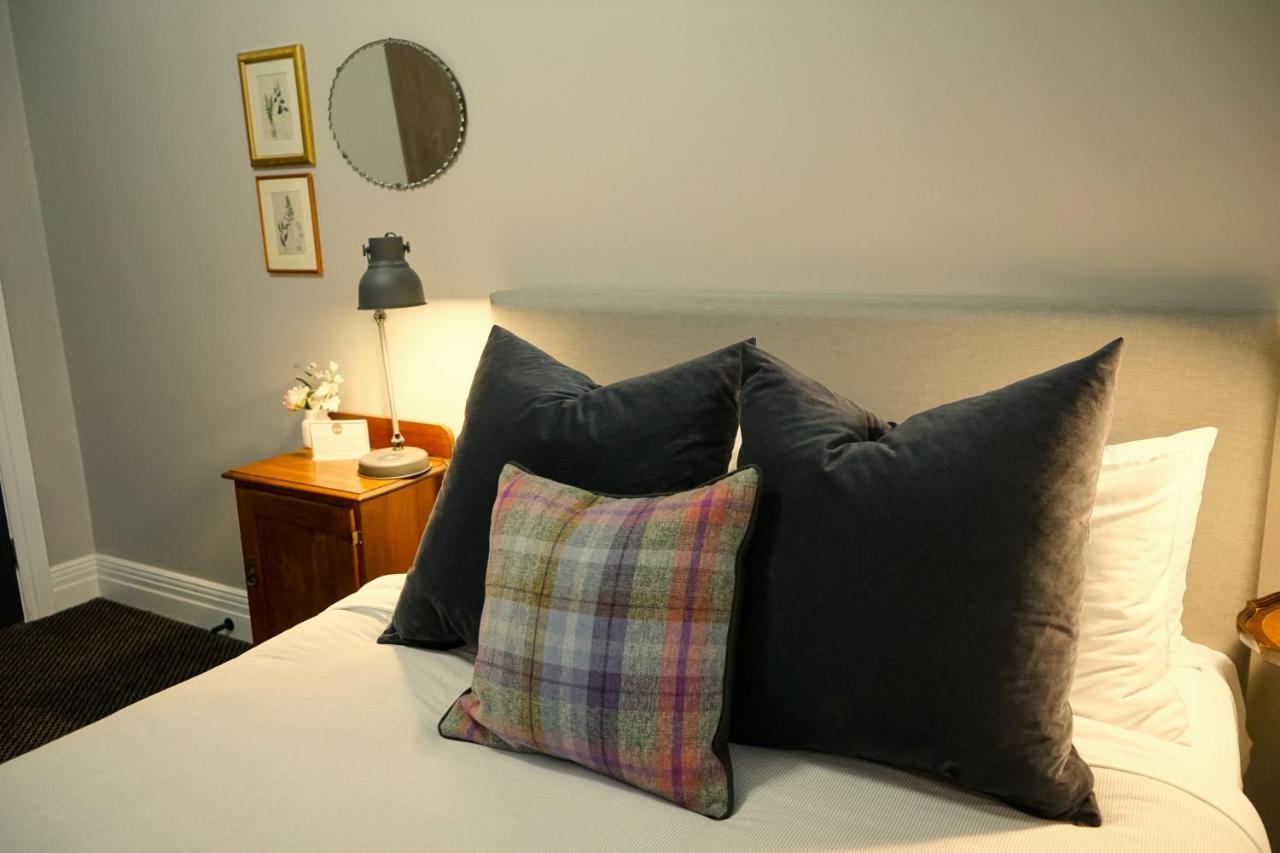 The Commercial Quarters Hotel Millthorpe Esterno foto