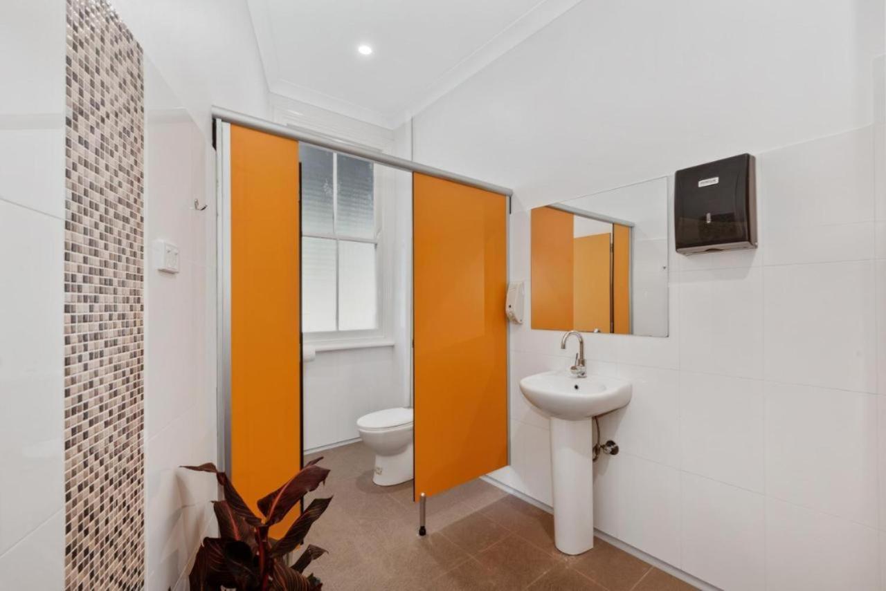 The Commercial Quarters Hotel Millthorpe Esterno foto