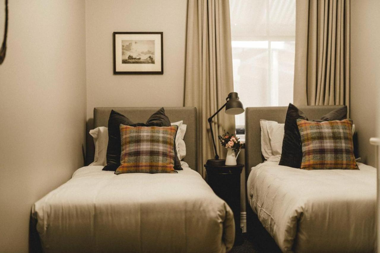 The Commercial Quarters Hotel Millthorpe Esterno foto